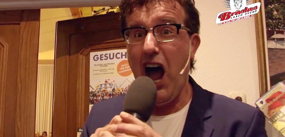 Kabarettist Christoph Brüskes Laach Ovend